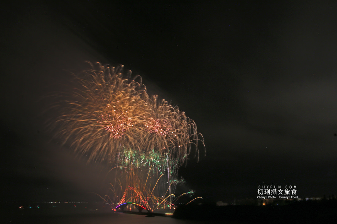 澎湖｜挪威郵輪奮進號在澎湖看海上花火，這晚航海王主題無人機第二套