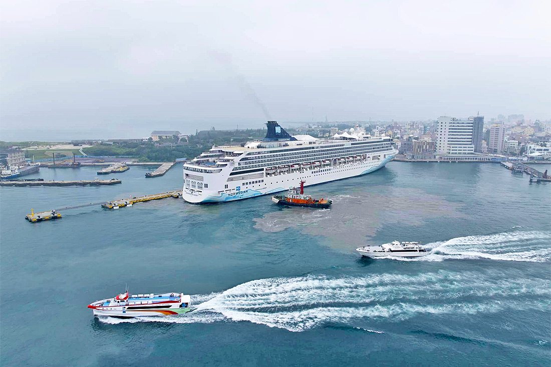澎湖｜挪威郵輪奮進號首度來台，雄獅包航向澎湖旅遊看海上花火