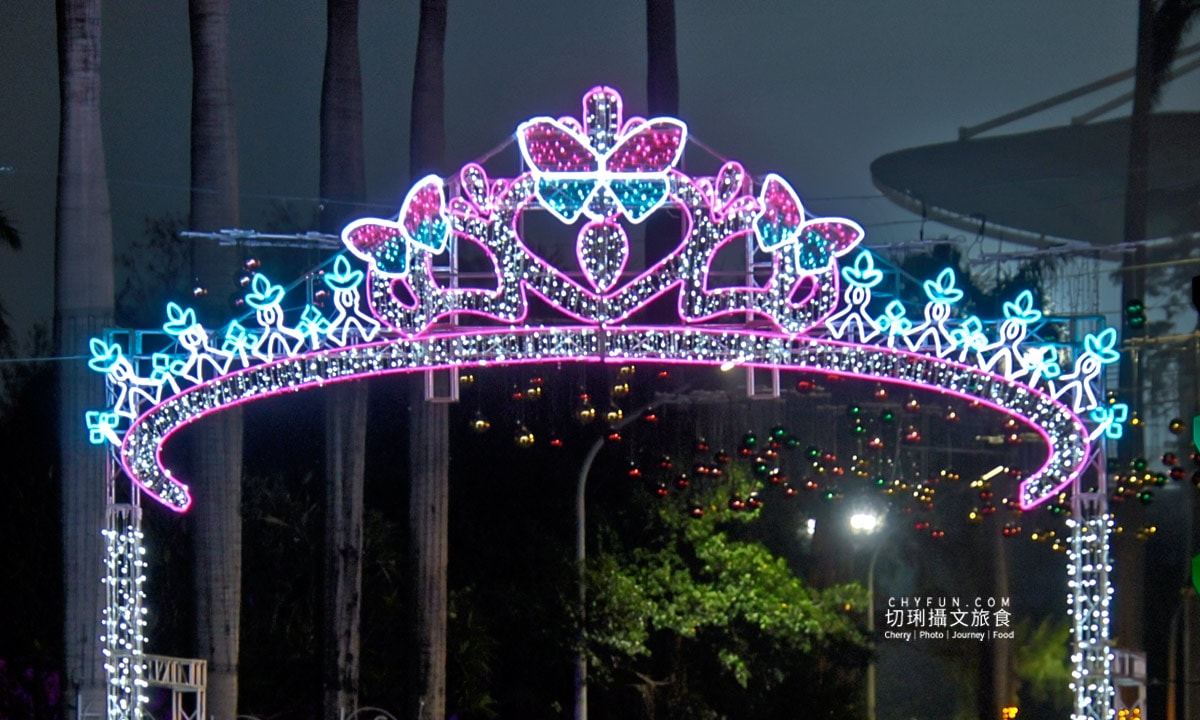 屏東|屏東聖誕節歐風童話將登場,夢幻光影燈飾浪漫亮眼 - 第15張圖 屏東|屏東聖誕節歐風童話將登場,夢幻光影燈飾浪漫亮眼