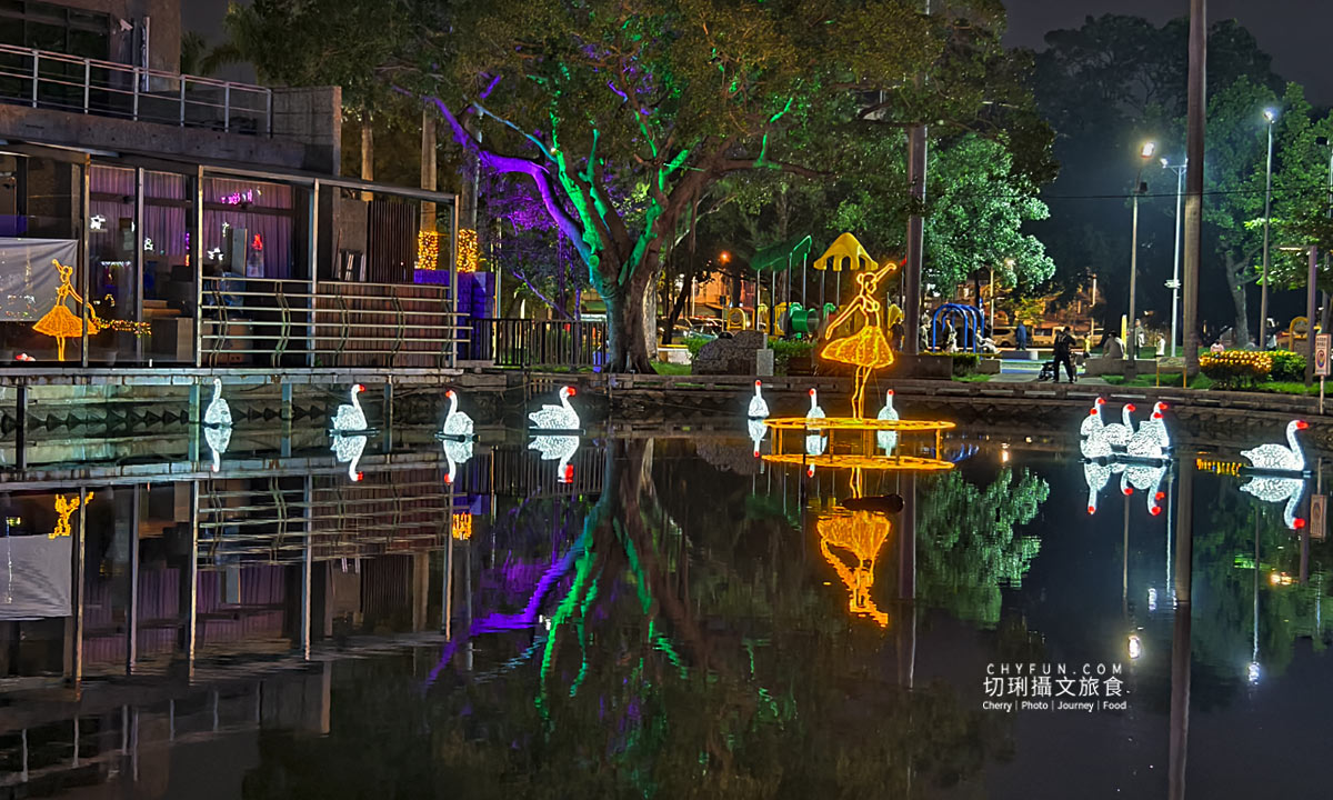 屏東|屏東聖誕節歐風童話將登場,夢幻光影燈飾浪漫亮眼 - 第20張圖 屏東|屏東聖誕節歐風童話將登場,夢幻光影燈飾浪漫亮眼