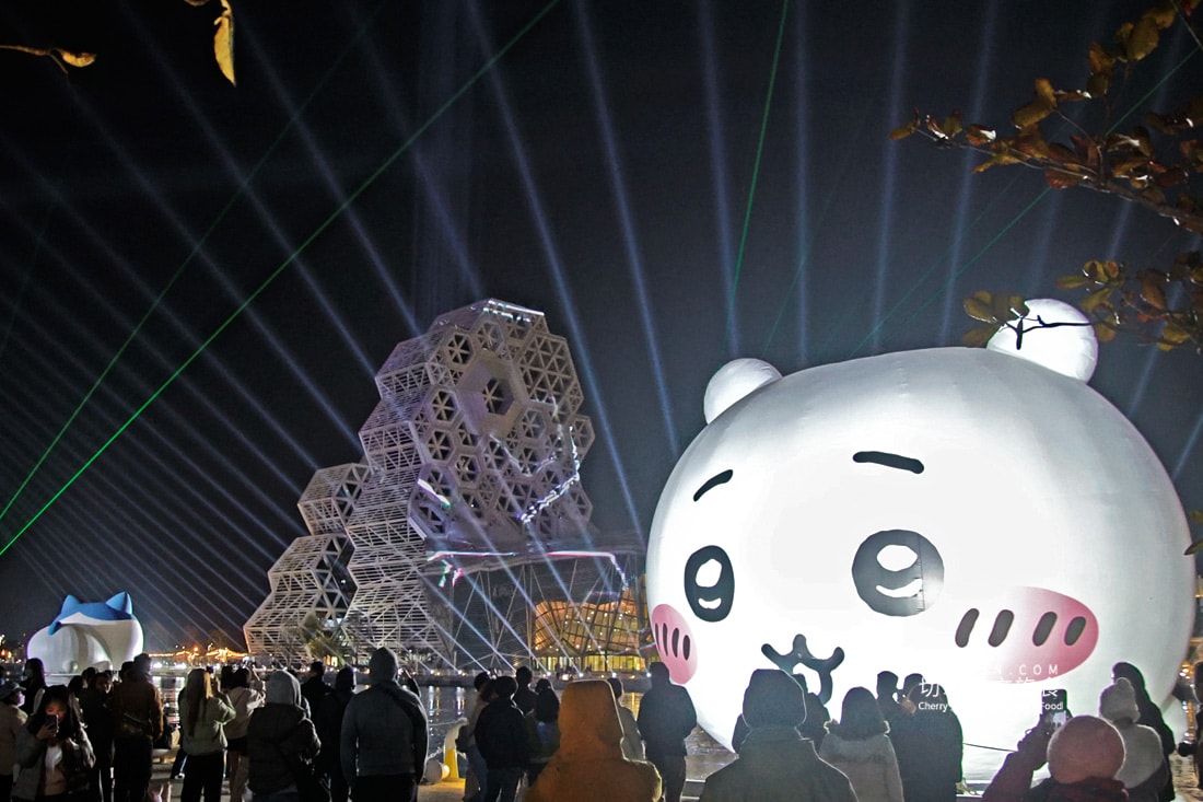 高雄|高雄冬日遊樂園吉伊卡哇燈光秀,舞吉派對閃耀愛河港灣 - 第24張圖 高雄|高雄冬日遊樂園吉伊卡哇燈光秀,舞吉派對閃耀愛河港灣