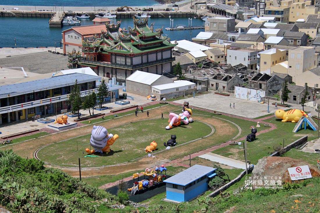 2025 金色雙島藝術祭最萌亮點！巨型貓咪氣偶現身虎井島可愛度爆擊