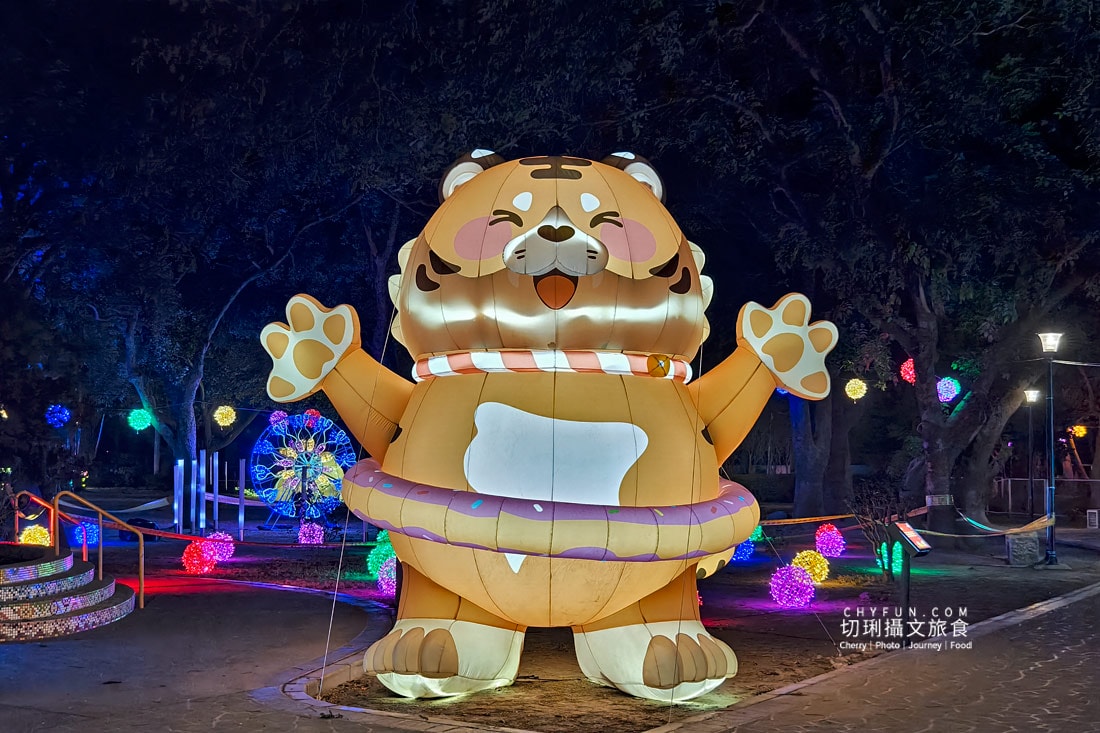 2026虎尾燈會燈火點亮糖都夜色，在同心公園與福安宮之間漫步過年