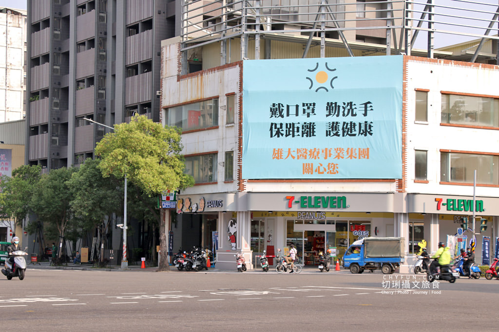高雄｜7-11史努比門市每個角落都可愛，SNOOPY主題分布天花板牆面超好拍